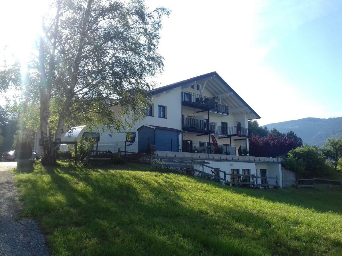 Ferienwohnungen Neukirchen Neukirchen am Teisenberg エクステリア 写真